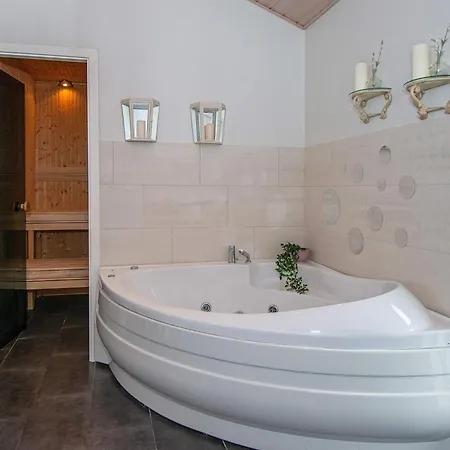 6 Person In Sydals *